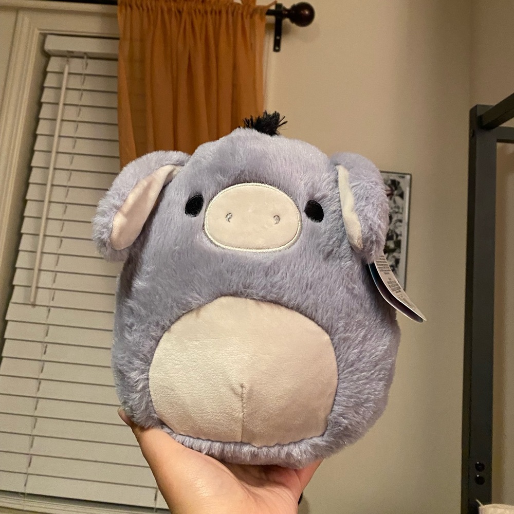 Crackle barrel 8” Jason Squishmallow